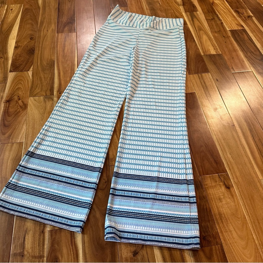 Cabana Life White & Blue Moroccan Print Palazzo Pants. Size small.